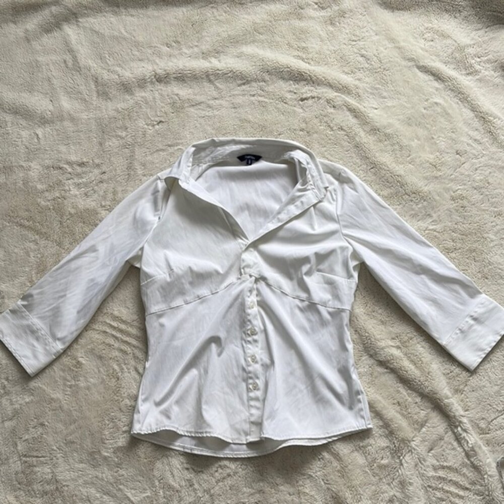 Reitmans White Button up Size Small